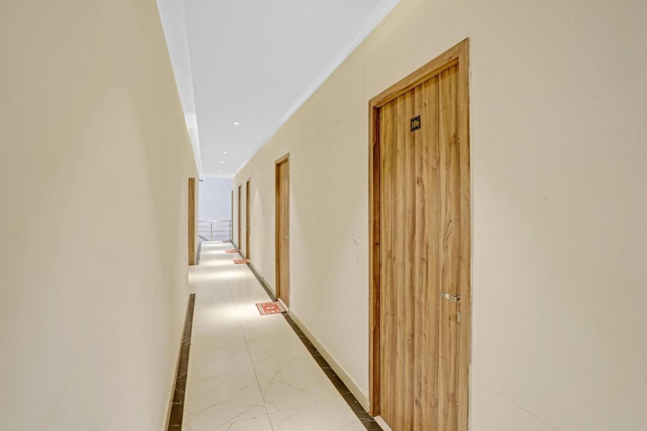 Collection O 85238 Tulika Garden Otel Izatnagar Dış mekan fotoğraf